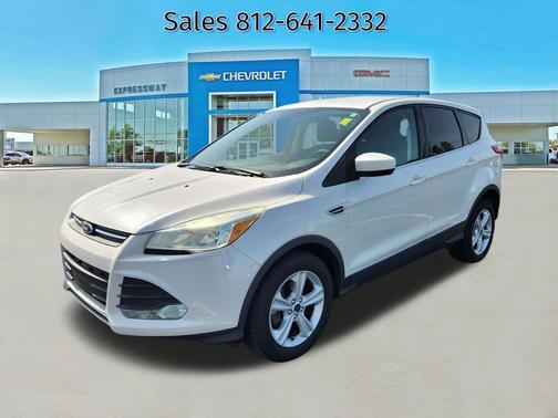 White 2016 Ford Escape SE