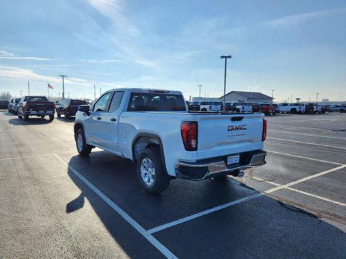 2025 GMC Sierra 1500 Pro