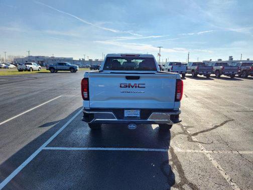 2025 GMC Sierra 1500 Pro