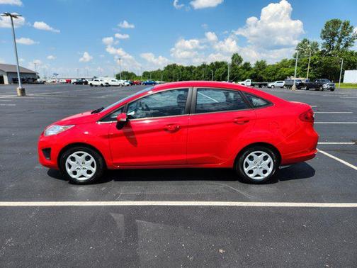 2013 Ford Fiesta SE