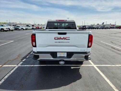 2025 GMC Sierra 1500 SLE