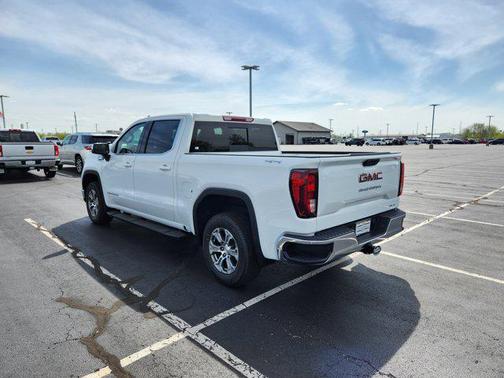 2025 GMC Sierra 1500 SLE