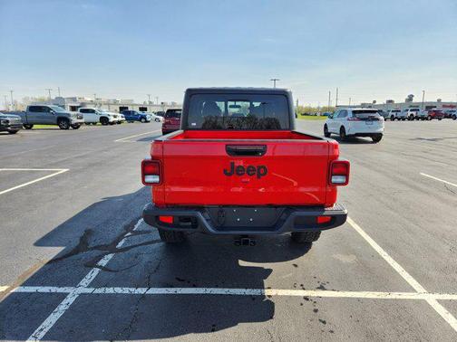 2023 Jeep Gladiator Sport S
