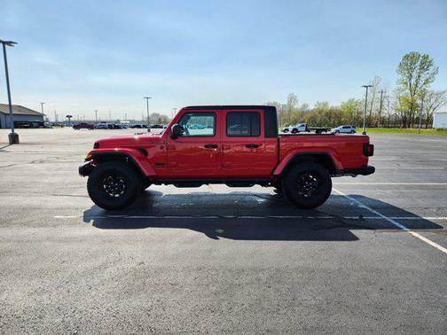 2023 Jeep Gladiator Sport S