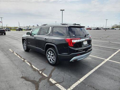 2023 GMC Acadia FWD SLT