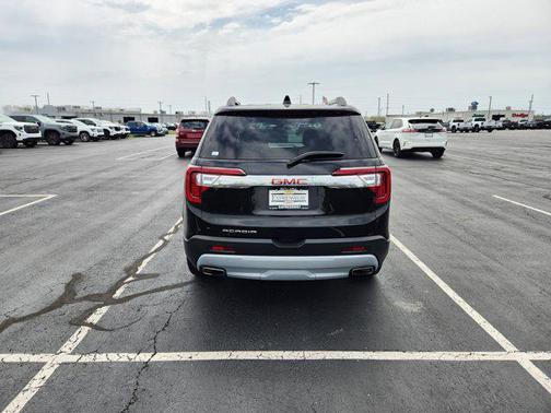2023 GMC Acadia FWD SLT