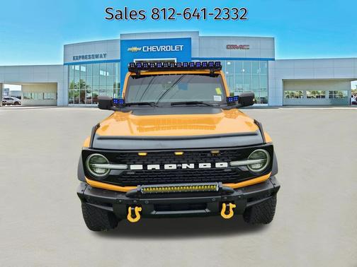 CYBER ORANGE 2022 Ford Bronco Wildtrak