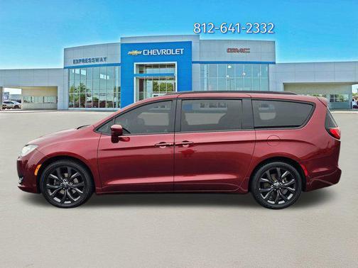 2019 Chrysler Pacifica Touring Plus