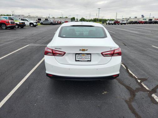 2024 Chevrolet Malibu FWD 2LT