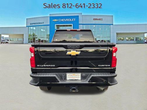 2025 Chevrolet Silverado 2500 Custom