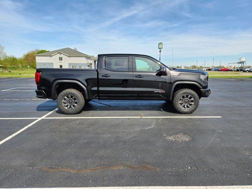 2025 GMC Sierra 1500 AT4X