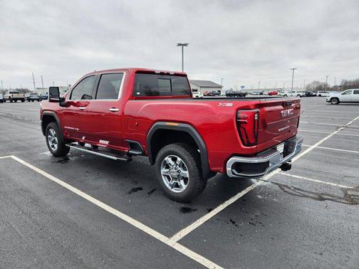 2025 GMC Sierra 3500 SLT