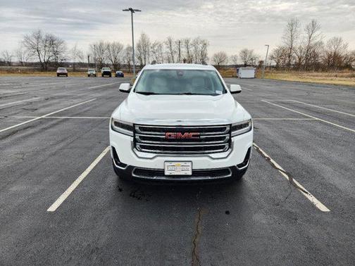 2023 GMC Acadia FWD SLT