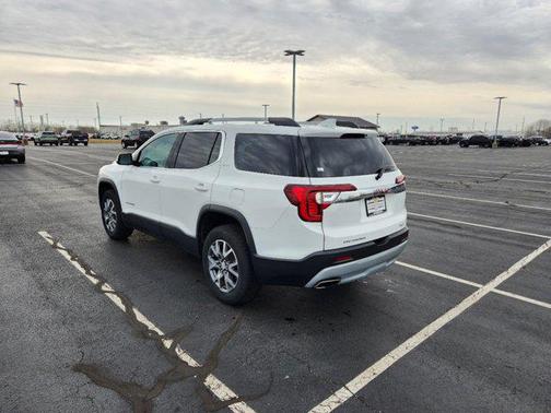 2023 GMC Acadia FWD SLT