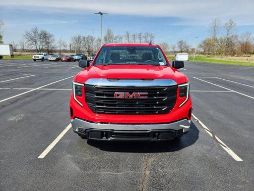 2025 GMC Sierra 1500 Pro