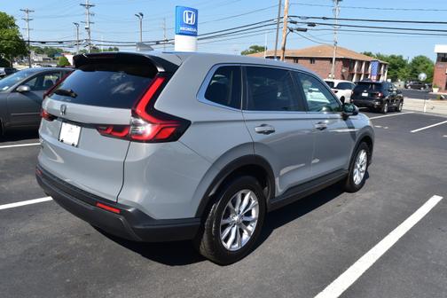 Urban Gray Pearl 2024 Honda CR-V