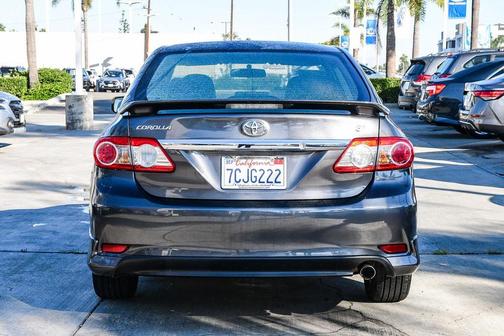 2013 Toyota Corolla LE