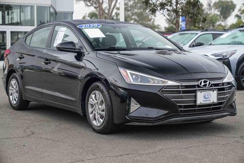 2020 Hyundai ELANTRA SE