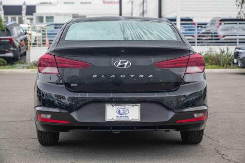 2020 Hyundai ELANTRA SE