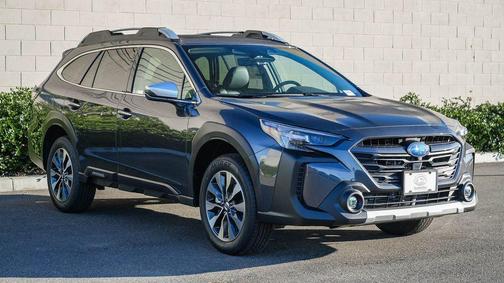 2025 Subaru Outback Touring XT