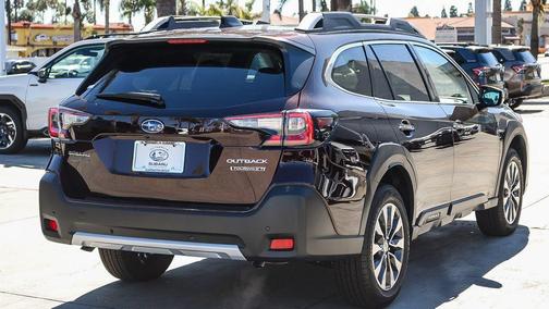 2025 Subaru Outback Touring XT