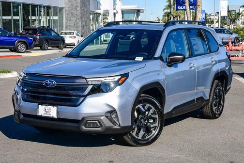 2025 Subaru Forester Premium