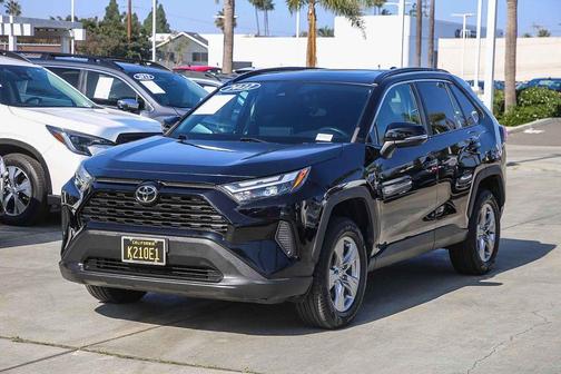 2022 Toyota RAV4 XLE