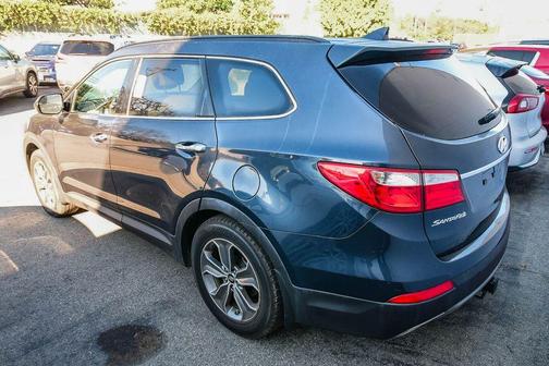 2016 Hyundai SANTA FE SE