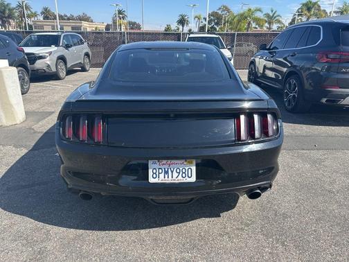 2015 Ford Mustang V6