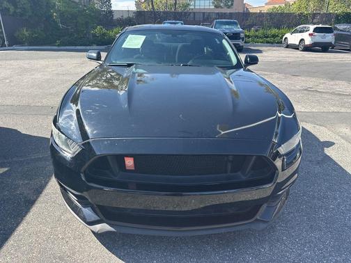 2015 Ford Mustang V6