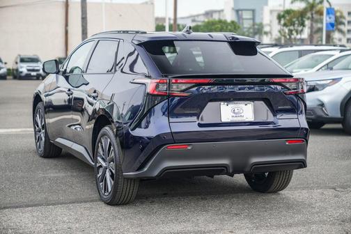 2026 Subaru Solterra Limited