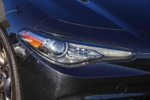 2017 Alfa Romeo Giulia Ti