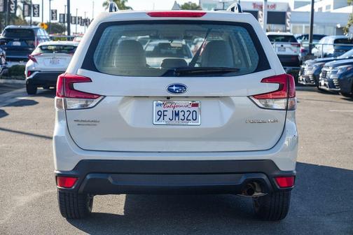 2023 Subaru Forester Base (CVT)