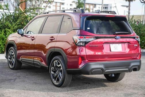 2025 Subaru Forester Hybrid Premium