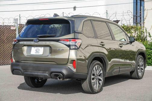 2025 Subaru Forester Hybrid Touring