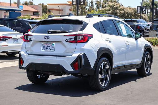 Crystal White Pearl 2024 Subaru Crosstrek Limited