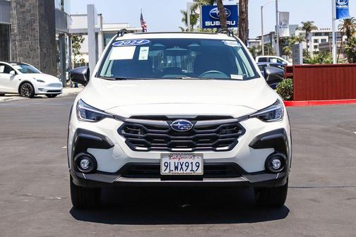 Crystal White Pearl 2024 Subaru Crosstrek Limited