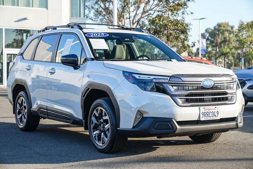 2025 Subaru Forester Premium