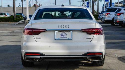 2024 Audi A4 45 S line quattro Premium