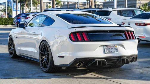 2017 Ford Mustang GT Premium