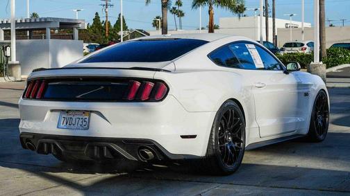 2017 Ford Mustang GT Premium