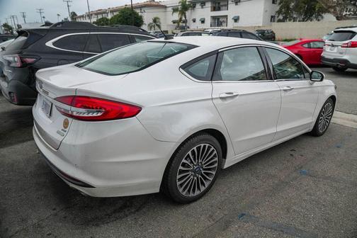 2017 Ford Fusion SE