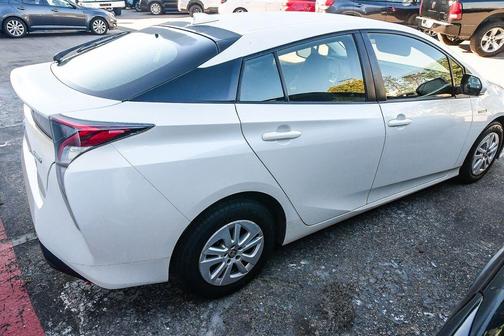 2016 Toyota Prius Two