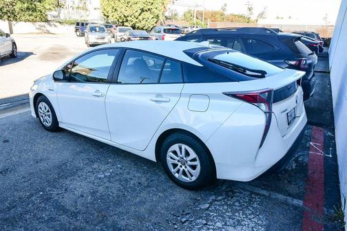 2016 Toyota Prius Two