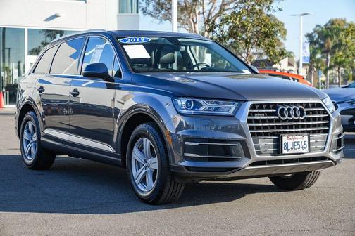 2019 Audi Q7 45 Premium