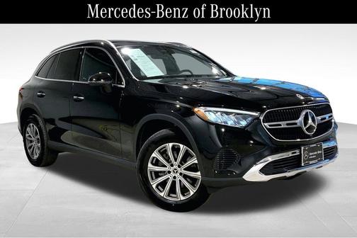 Black 2026 Mercedes-Benz GLC 300