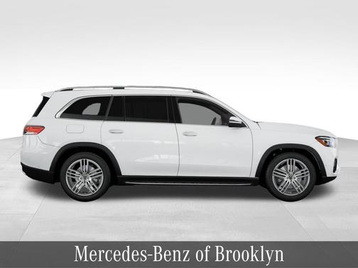 2025 Mercedes-Benz GLS 450 