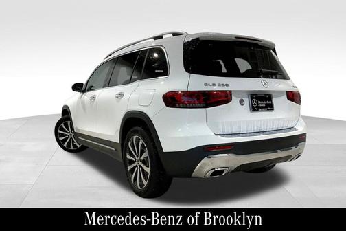 2021 Mercedes-Benz GLB 250