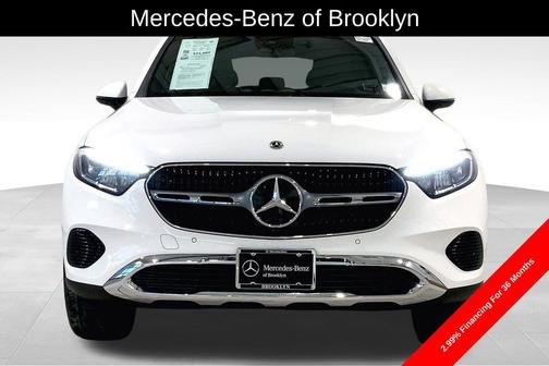 2025 Mercedes-Benz GLC 300 