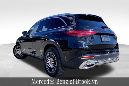 2024 Mercedes-Benz GLC 300 